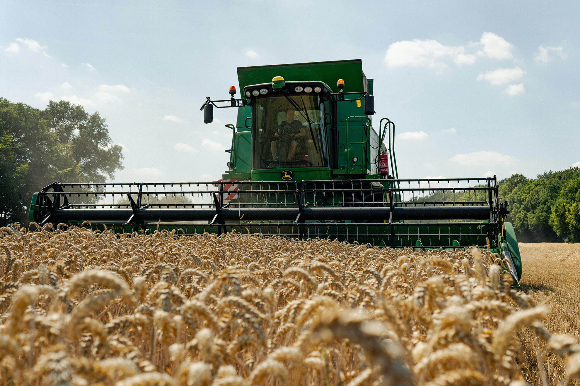 combine-harvester-harvesting-wisdom-grain